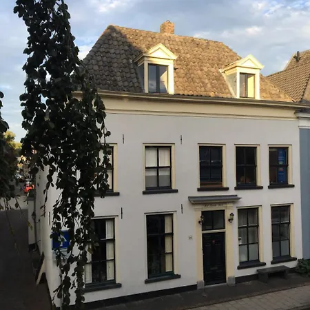 Bed & Breakfast Het Rode Hert 4*